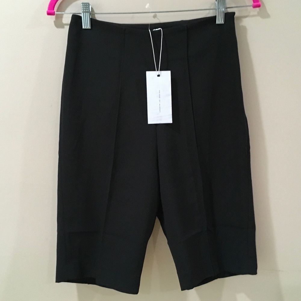 Friend of Audrey Women 8 Jones Tailored Bike Shorts Black Old Money Minimalist